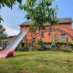 Lägenhet West - Alte Schule Sachswitz