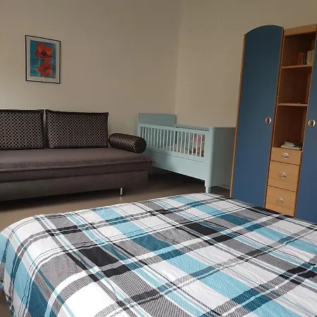 Apartment West - Alte Schule Sachswitz *