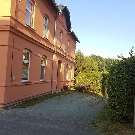 Lägenhet West - Alte Schule Sachswitz *