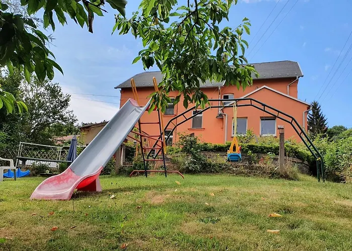 Daire West - Alte Schule Sachswitz